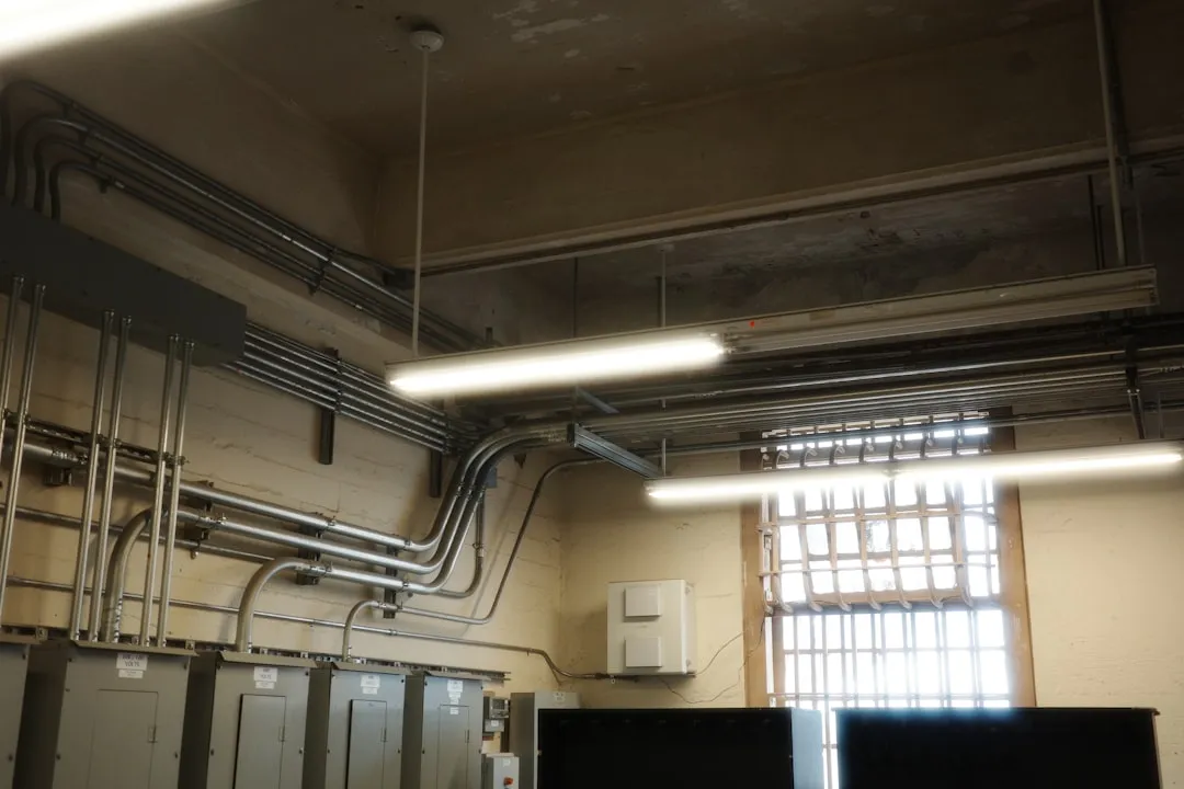 重庆团餐服务标准化运营体系对比分析:食堂承包方案选型要点